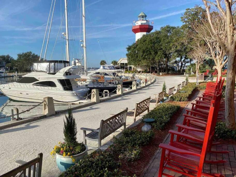 In The Heart Of Harbour Town 2Br 2Ba Pool Access Close To Beach هيلتون رئيس جزيرة المظهر الخارجي الصورة