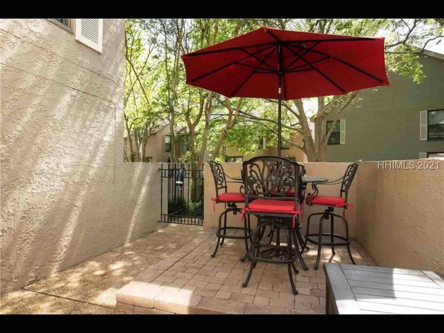 In The Heart Of Harbour Town 2Br 2Ba Pool Access Close To Beach هيلتون رئيس جزيرة المظهر الخارجي الصورة